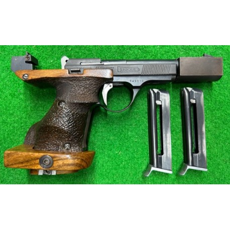 Pistola UNIQUE CAL. 22LR MODELO DES69